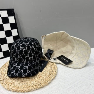 Gucci Baseball Cap - Black / Beige