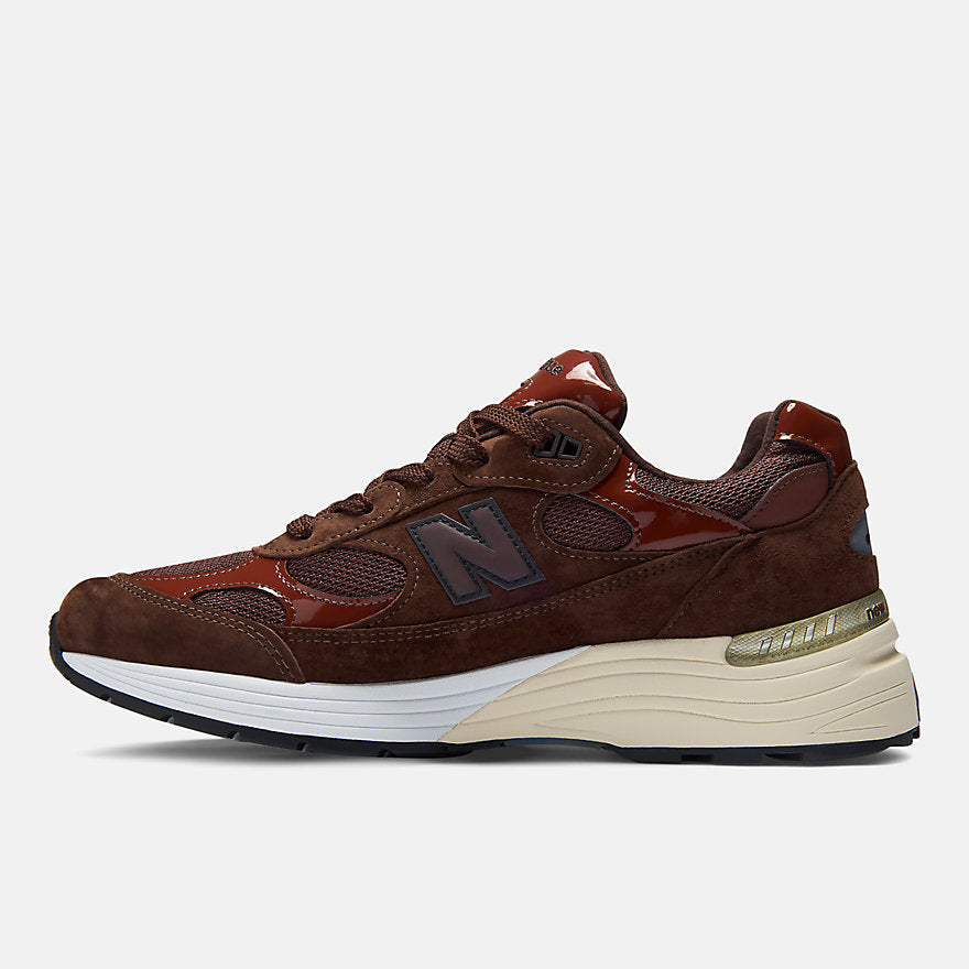 Amine x NB Made in USA 992 - New Balance