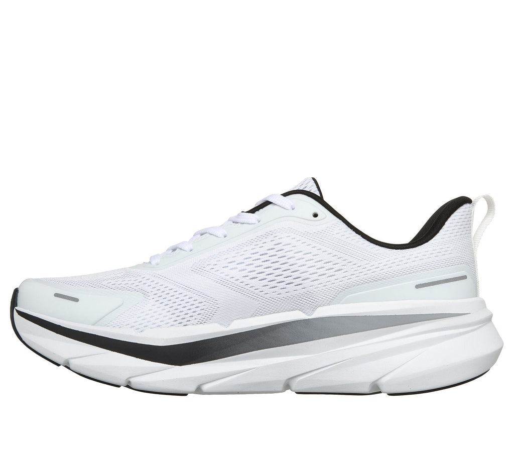 Max Cushioning Premier 3