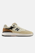New Balance Men's NUMERIC ANDREW REYNOLDS 933 Athletic Shoes
