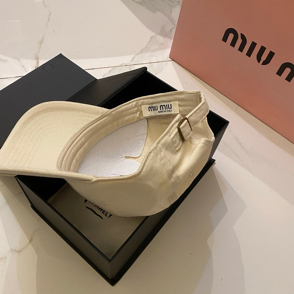 Miu Miu Distressed Washed Baseball Cap - Black / White