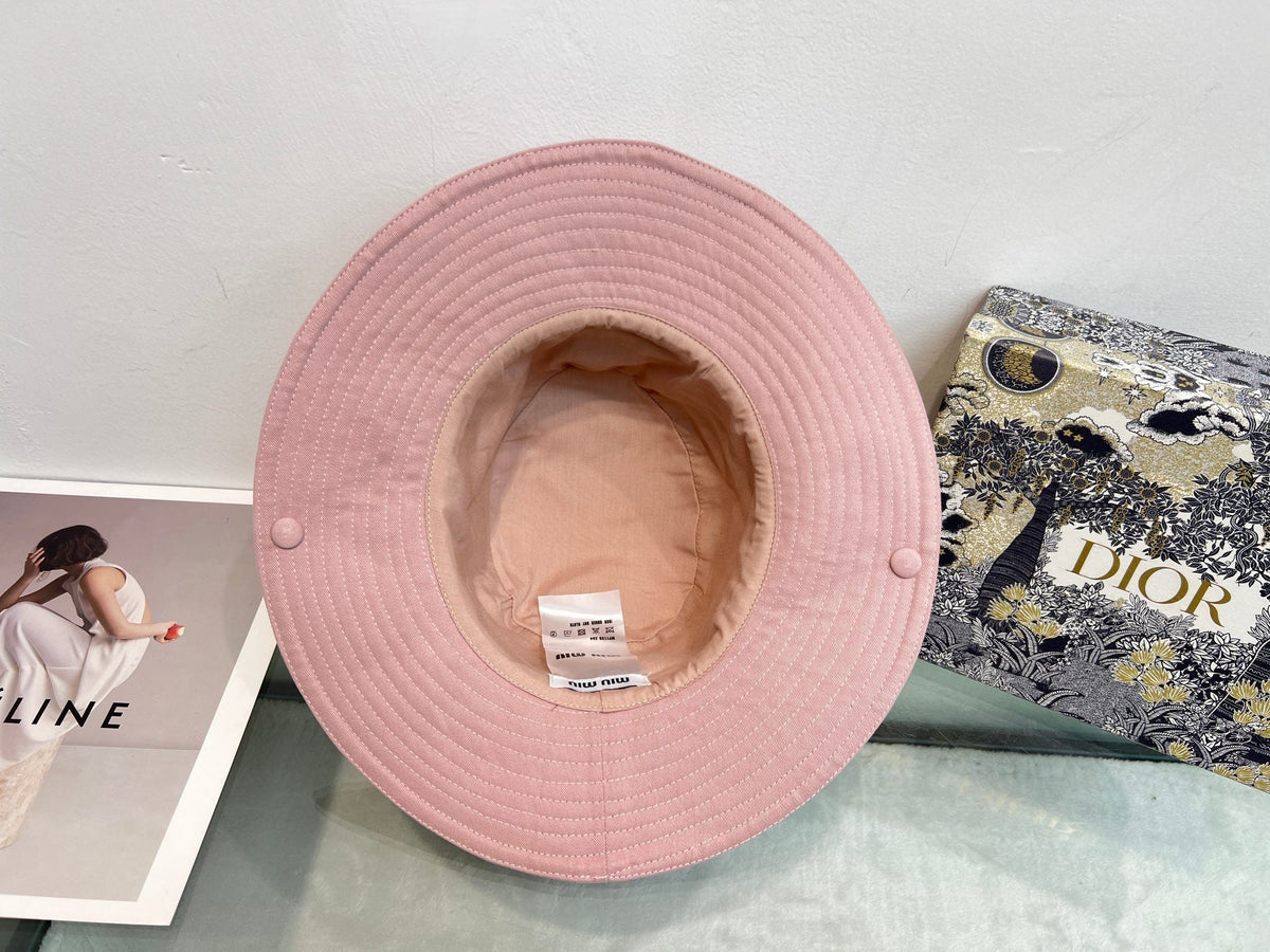 Miu Miu Bucket Hat - Pink / Beige