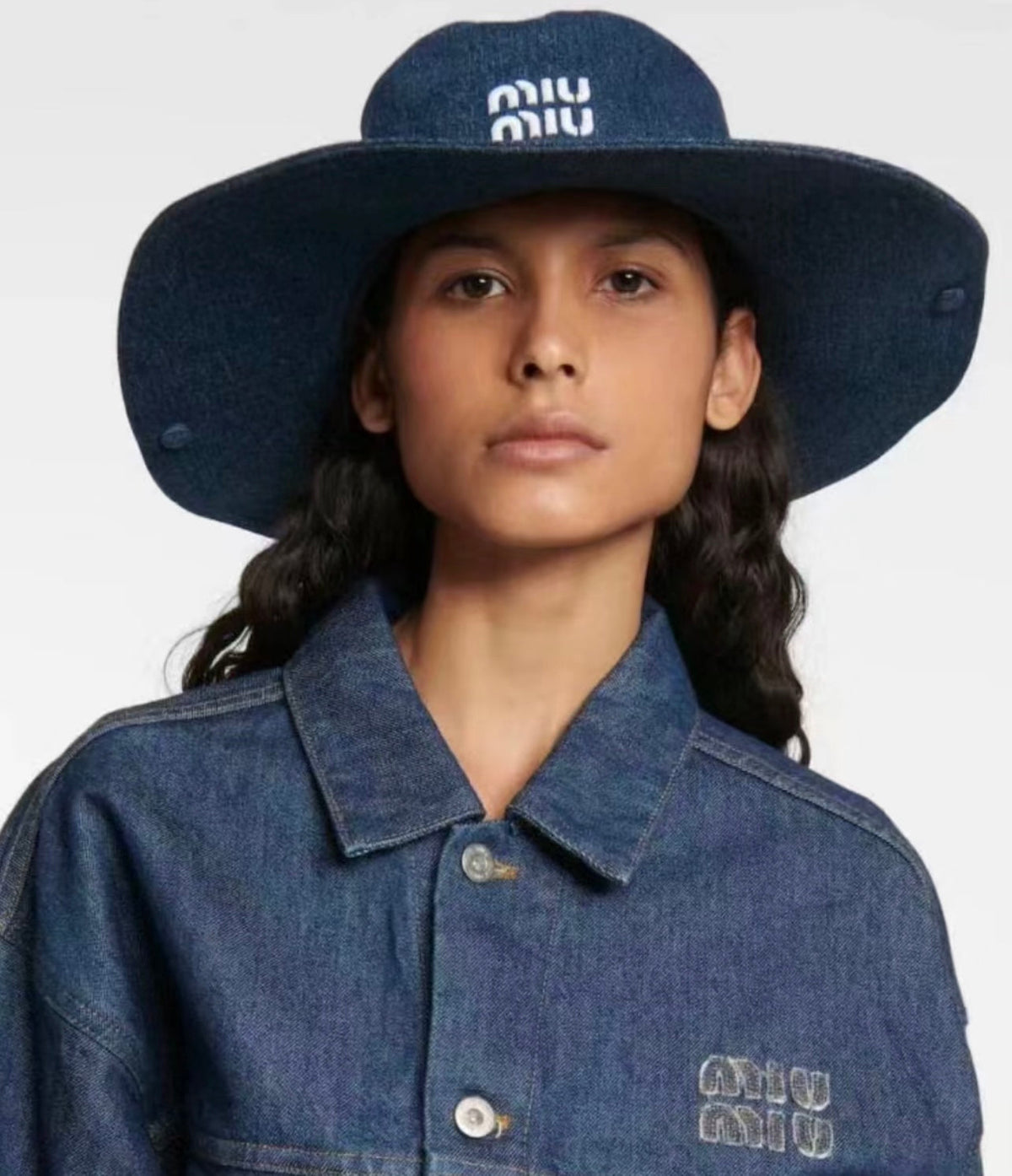Miu Miu Bucket Hat - Black / Navy