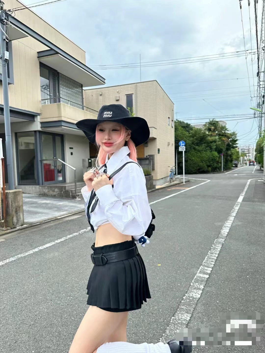 Miu Miu Bucket Hat - Black / Navy